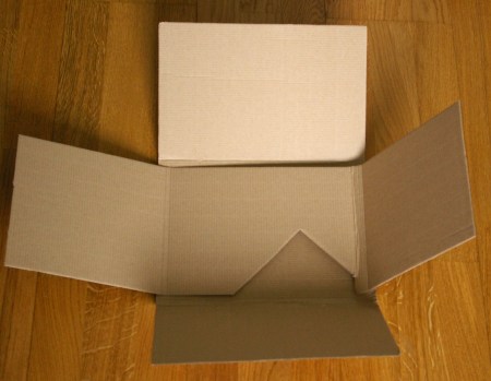 Ristikkäinen rakenne.