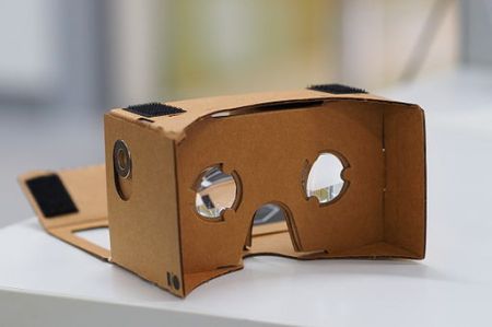 Google Cardboard -kakkulat. othree / CC BY 2.0